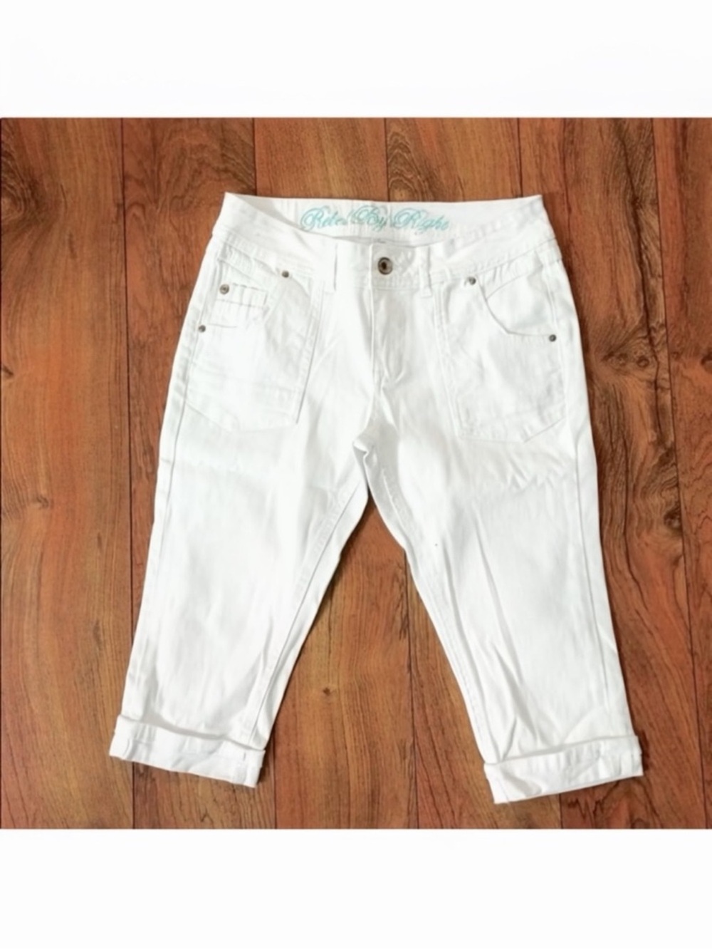 Adorable Rebel By Right White Capri Jeans - Classic Summer Staple